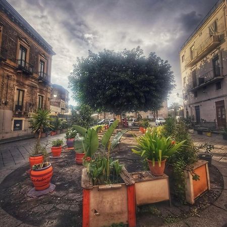 Lo Svevo Apartment Catania Luaran gambar