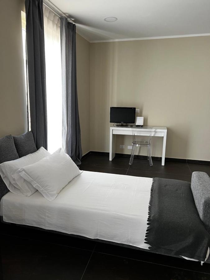 Lo Svevo Apartment Catania Luaran gambar